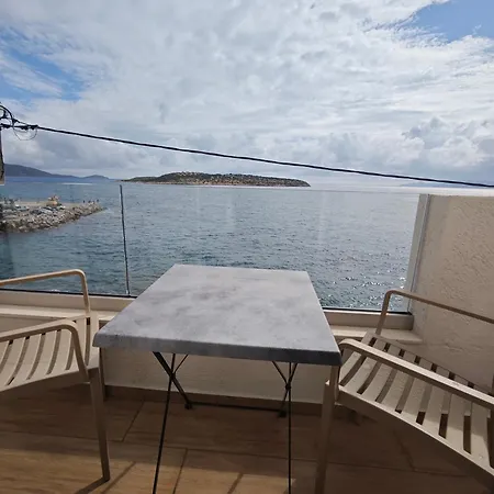 9 Muses Apartments Agios Nikolaos  Exterior photo